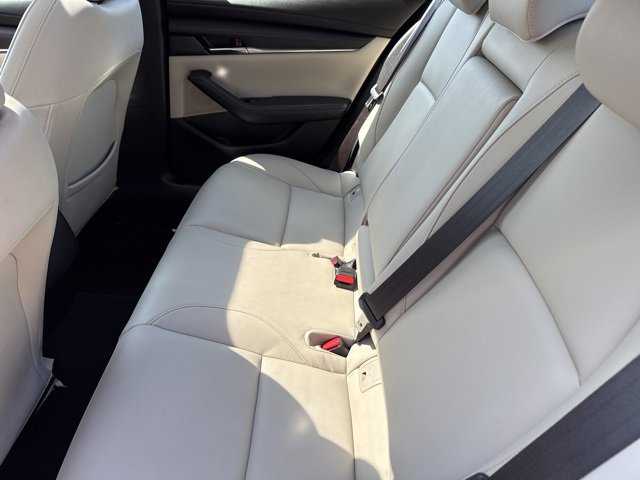 Used 2021 MAZDA MAZDA3 s image 24