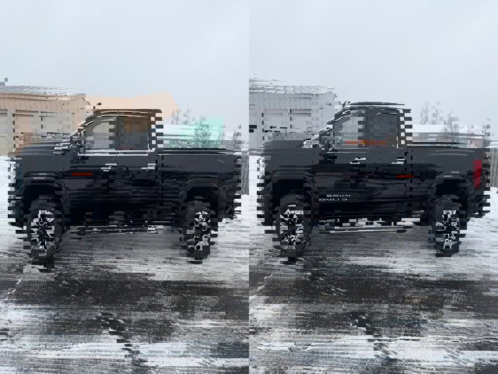 New 2026 GMC Sierra 2500 Denali w/ Denali Reserve Package image 2