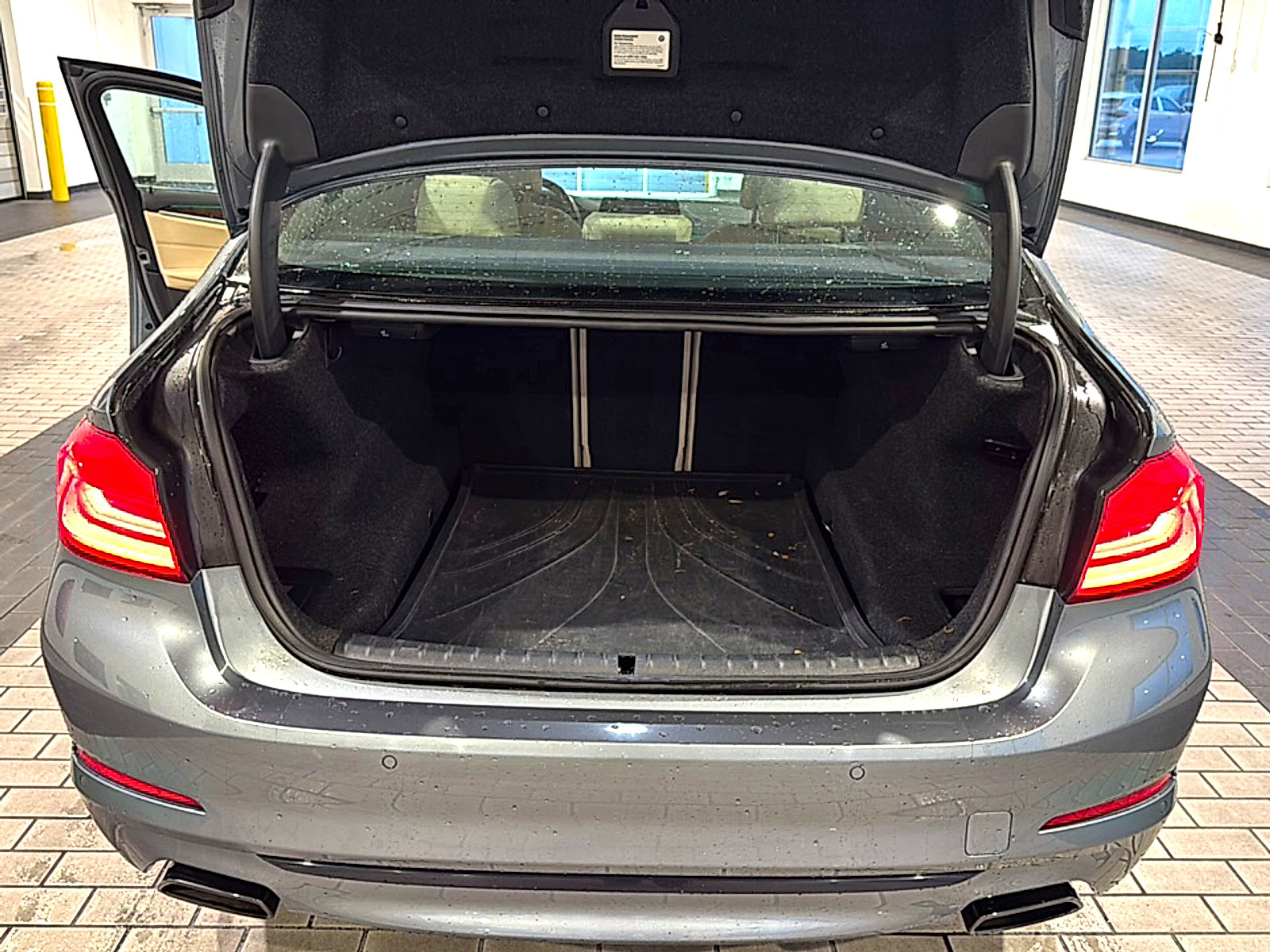 Used 2020 BMW 540i xDrive w/ Premium Package AWD/4WD image 9