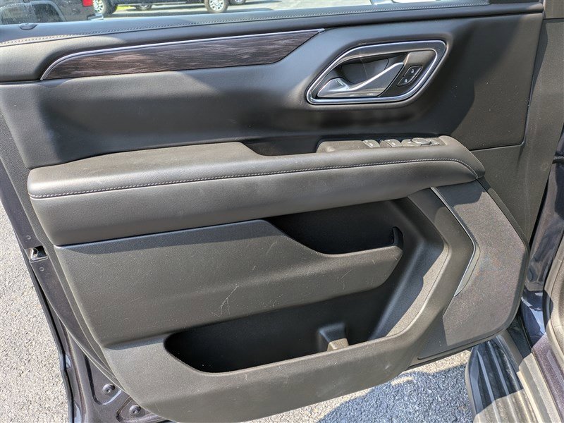 Used 2023 Chevrolet Suburban LS image 16