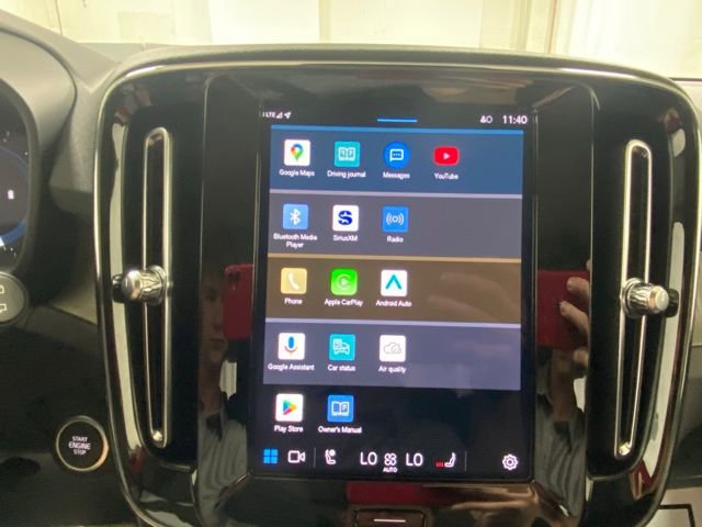 Certified 2024 Volvo XC40 B5 Plus w/ Protection Package Premier image 22