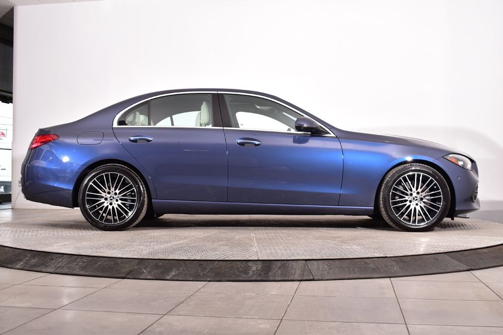 Used 2025 Mercedes-Benz C 300 4MATIC Sedan image 9