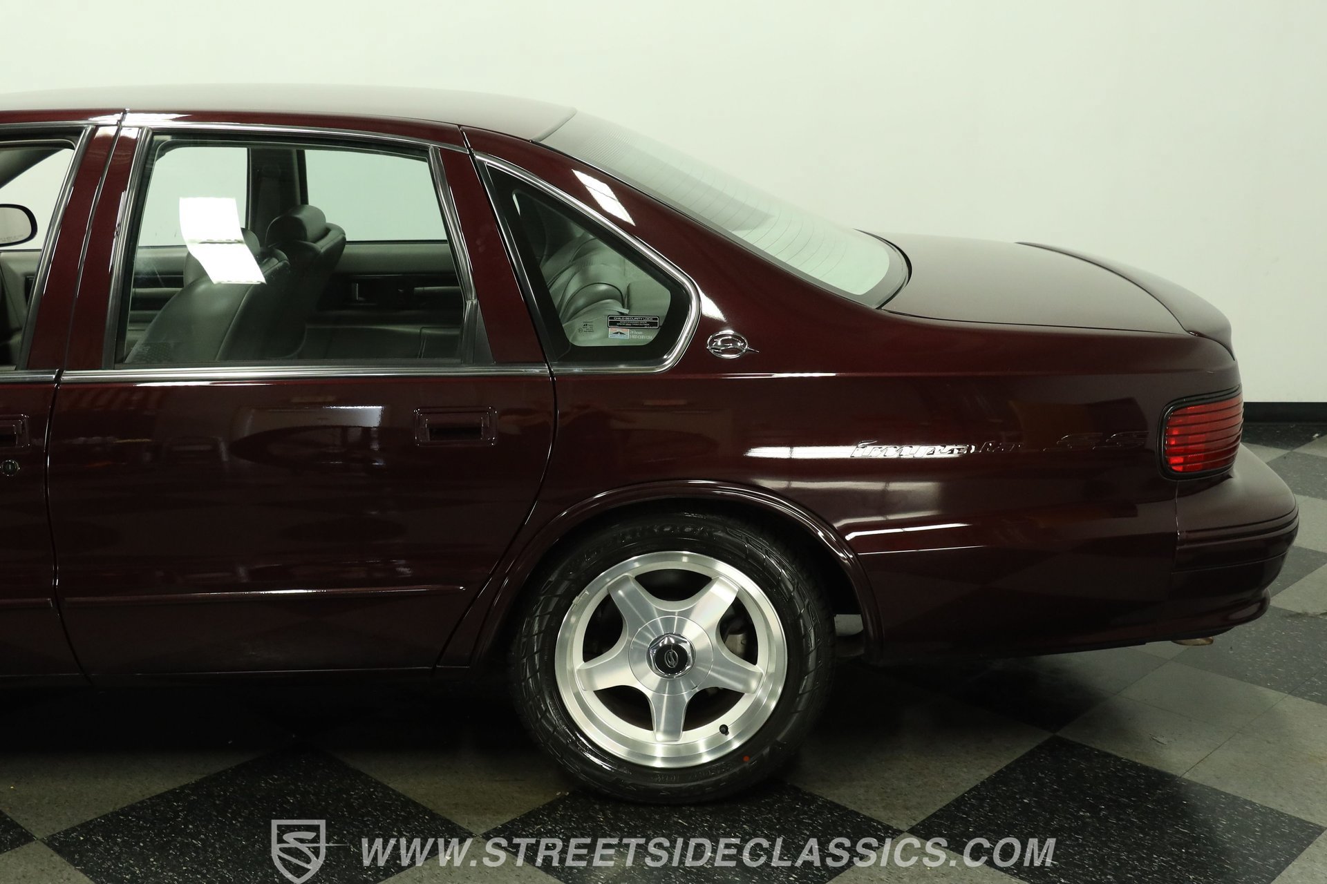 Used 1996 Chevrolet Impala SS RWD image 24