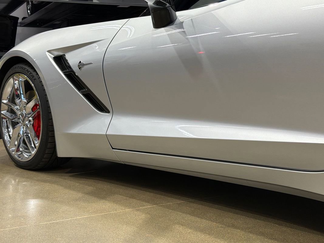 Used 2016 Chevrolet Corvette Stingray Convertible w/ 3LT Preferred Equipment Group RWD image 92