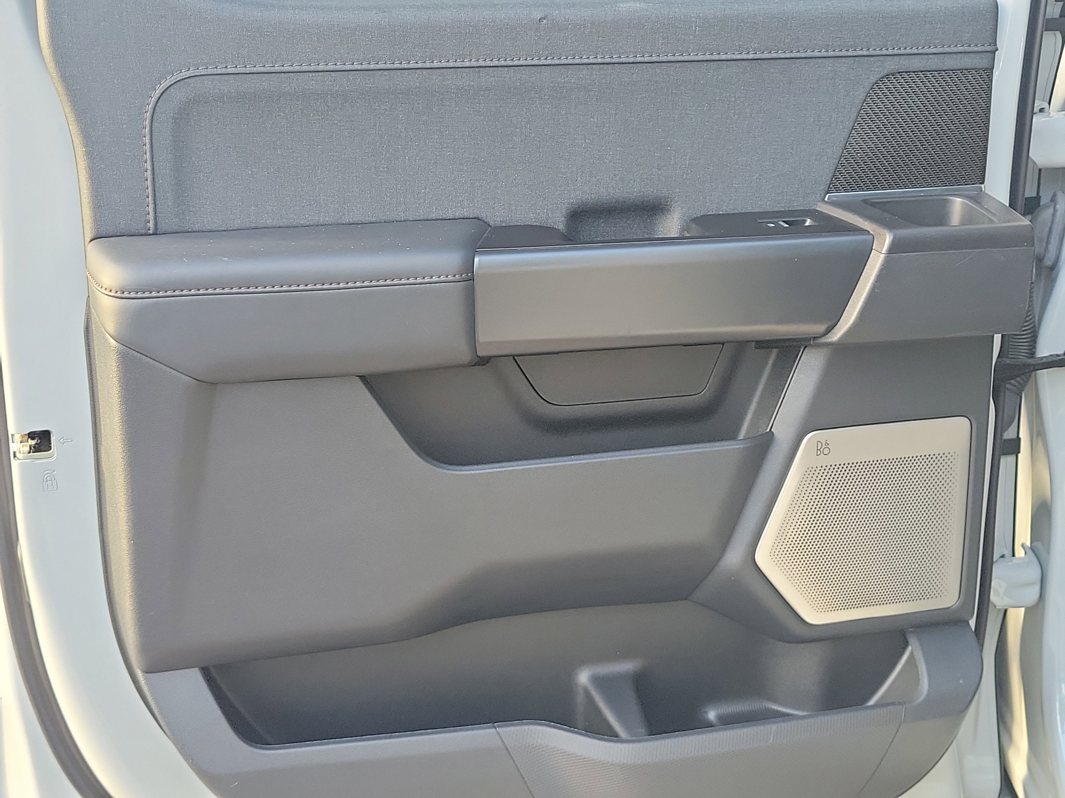 Used 2023 Ford F150 Raptor AWD/4WD image 9