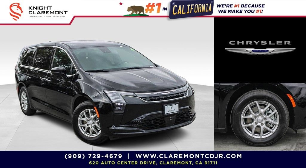 New 2027 Chrysler Pacifica Select FWD image 1