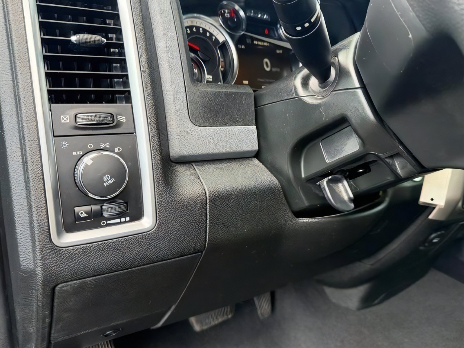 Used 2020 RAM 1500 Warlock w/ Electronics Group RWD image 24