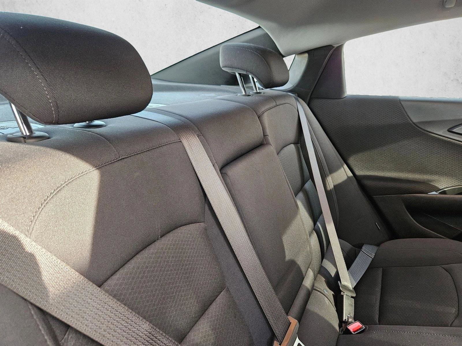 Used 2025 Chevrolet Malibu LT FWD image 21
