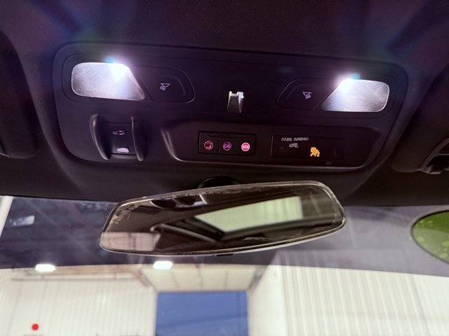 Used 2019 Chevrolet Camaro LT image 25