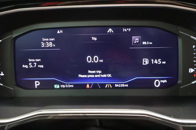 Used 2019 Volkswagen Jetta SEL w/ Cold Weather Package FWD image 24