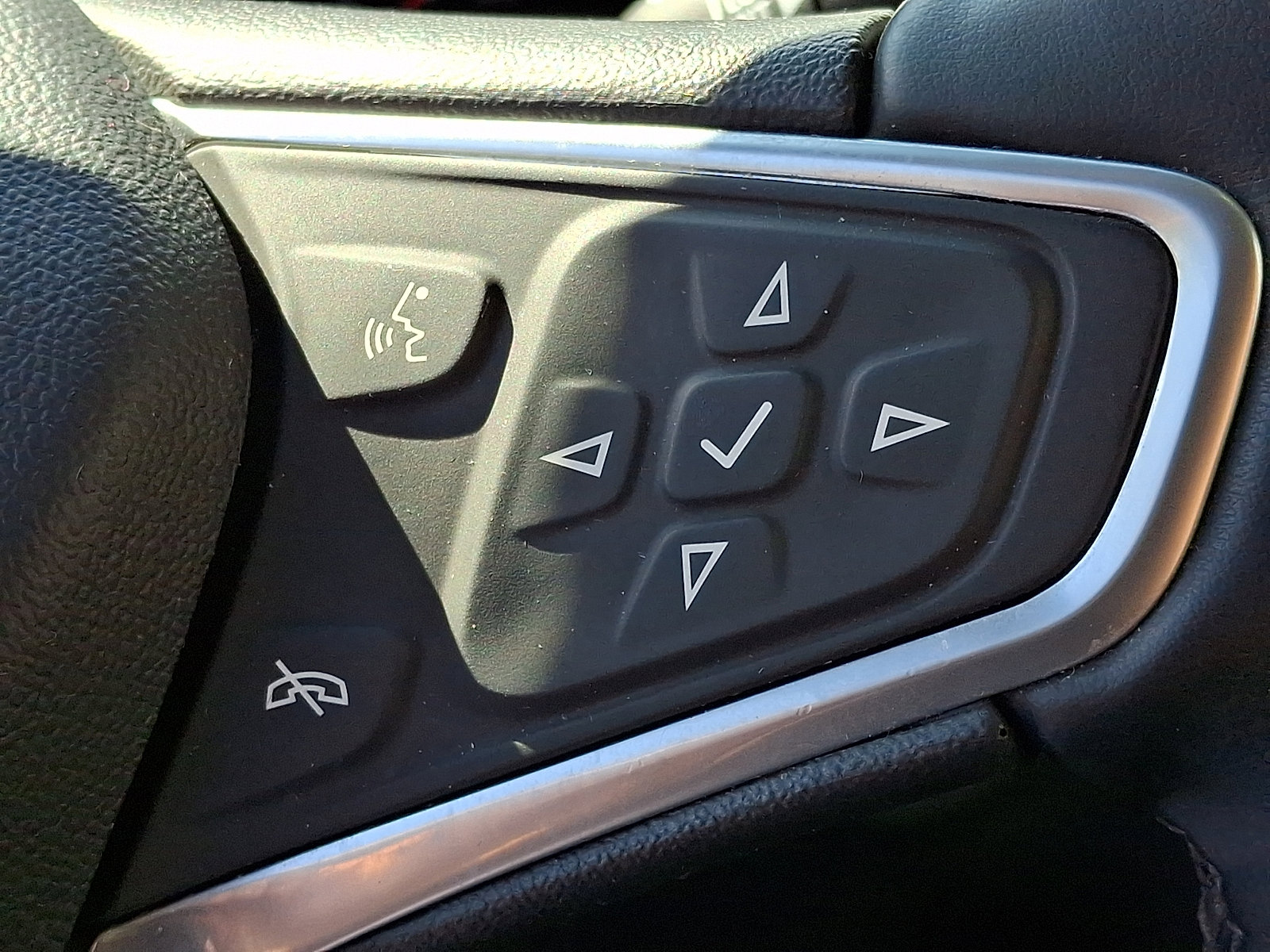 Certified 2023 Chevrolet Equinox LT AWD/4WD image 23