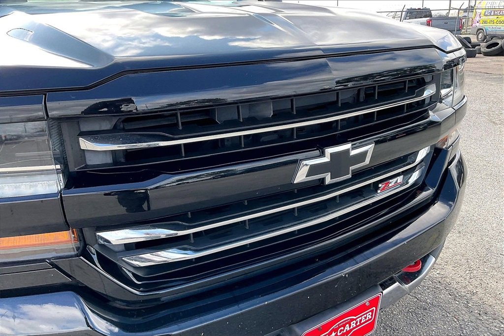 Used 2018 Chevrolet Silverado 1500 LT w/ Redline Edition image 34