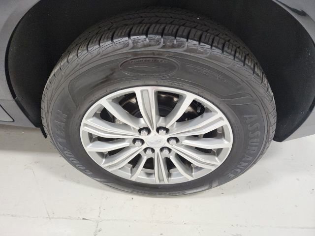 Used 2019 Cadillac XT5 Luxury AWD/4WD image 43