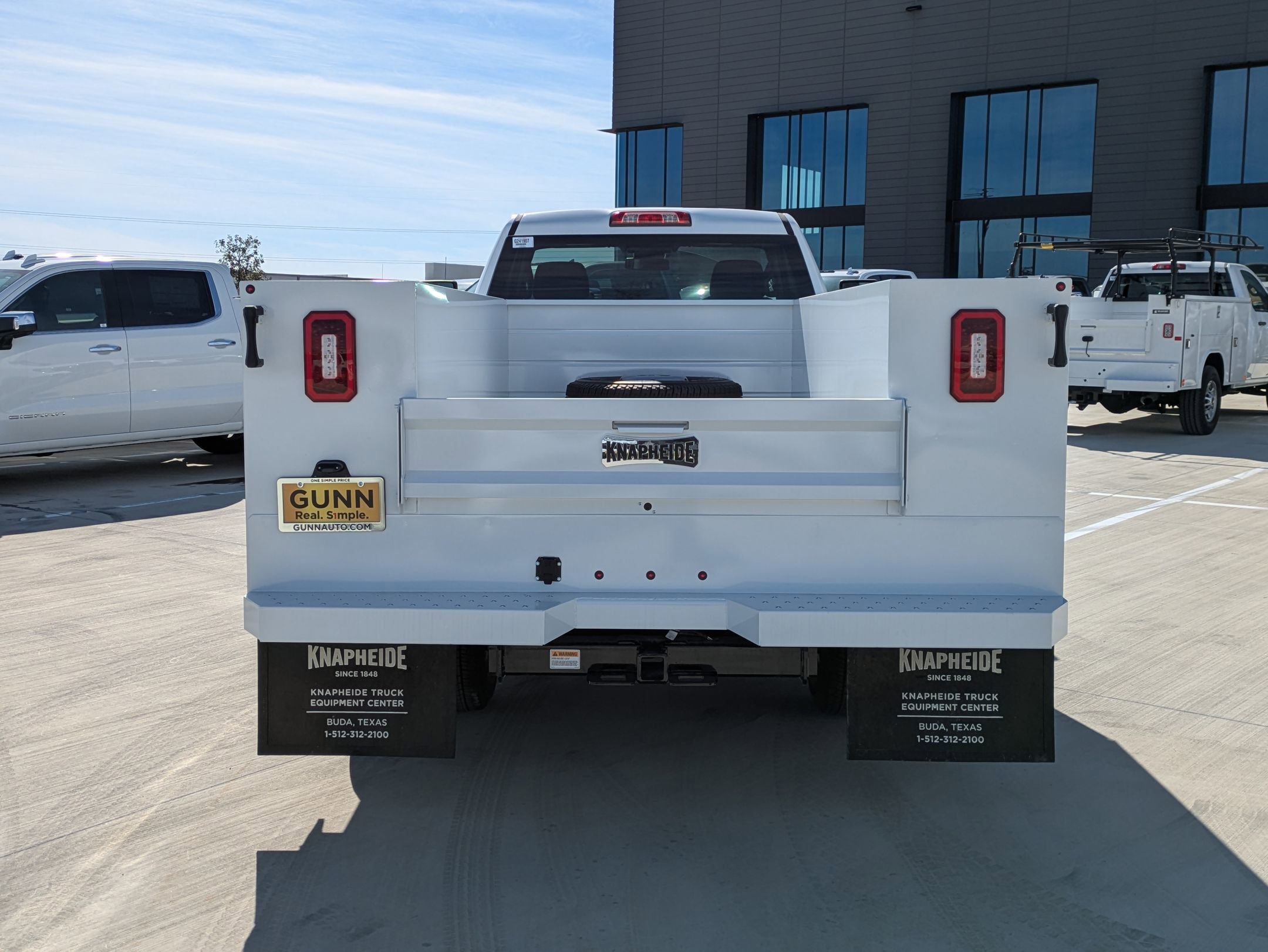 New 2024 GMC Sierra 3500 Pro w/ Convenience Package image 4