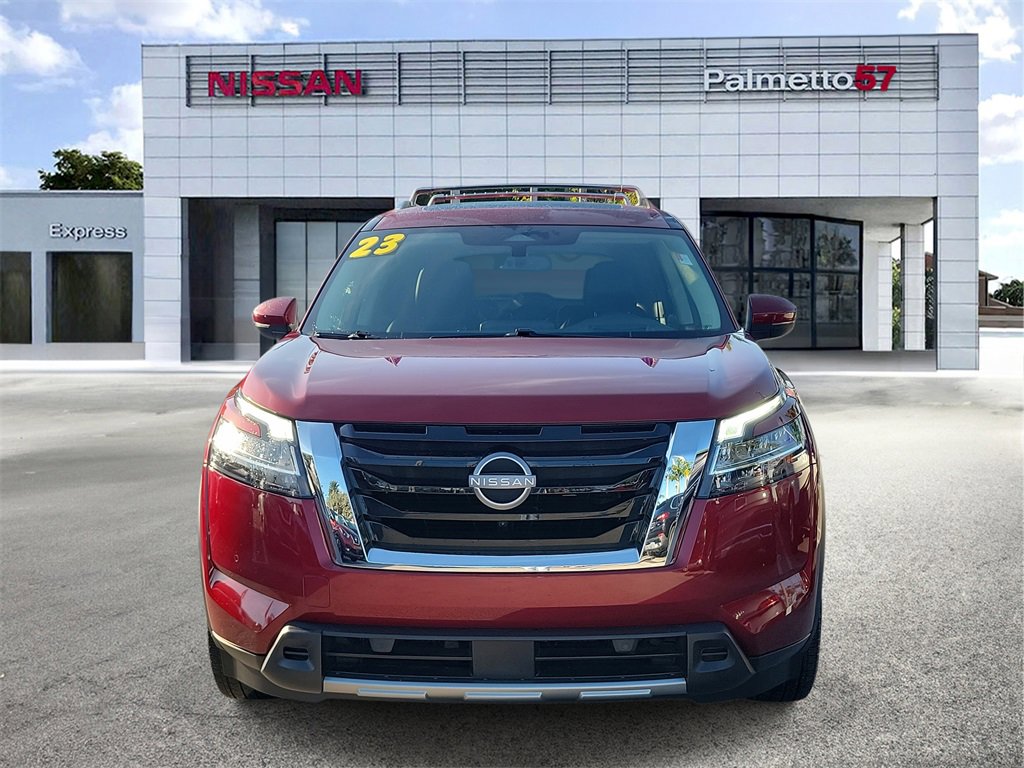 Certified 2023 Nissan Pathfinder Platinum image 2