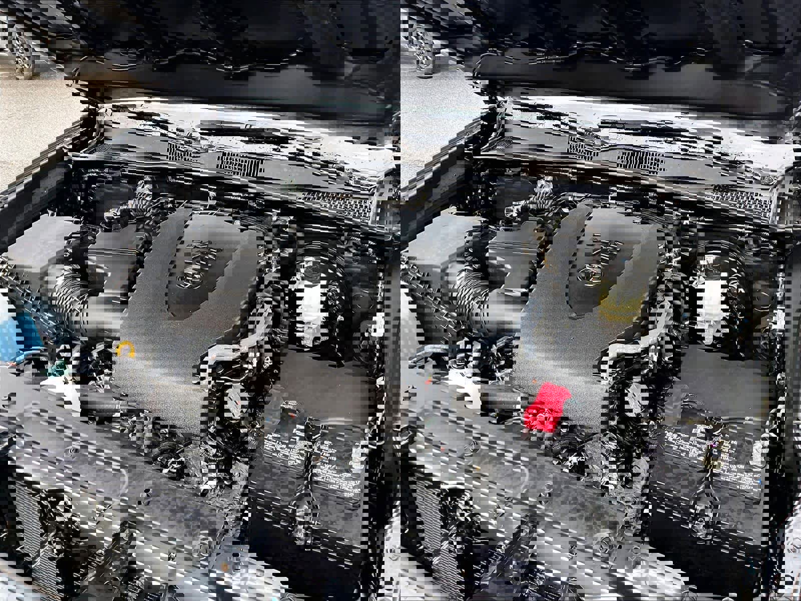 Used 2023 Toyota Tacoma SR5 AWD/4WD image 35