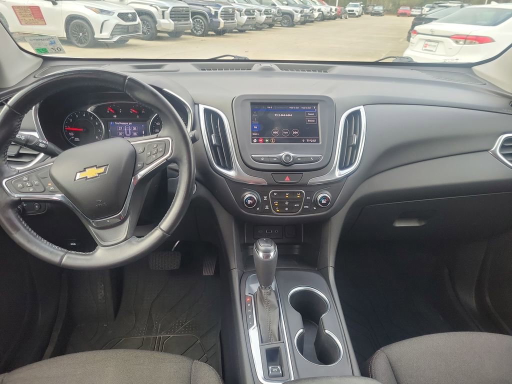 Used 2020 Chevrolet Equinox LT image 18