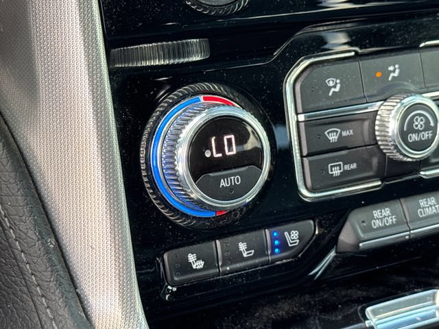 Used 2022 GMC Yukon Denali AWD/4WD image 24