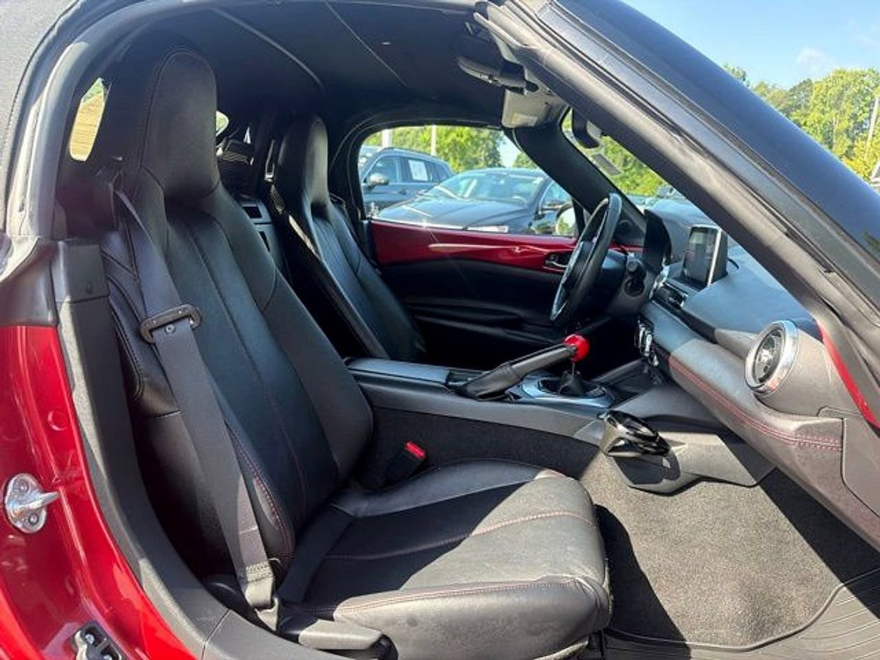 Used 2016 MAZDA MX-5 Miata Grand Touring RWD image 27