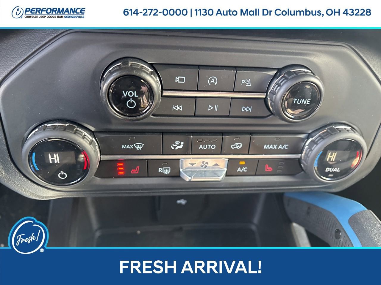 Used 2023 Ford Bronco Wildtrak image 25
