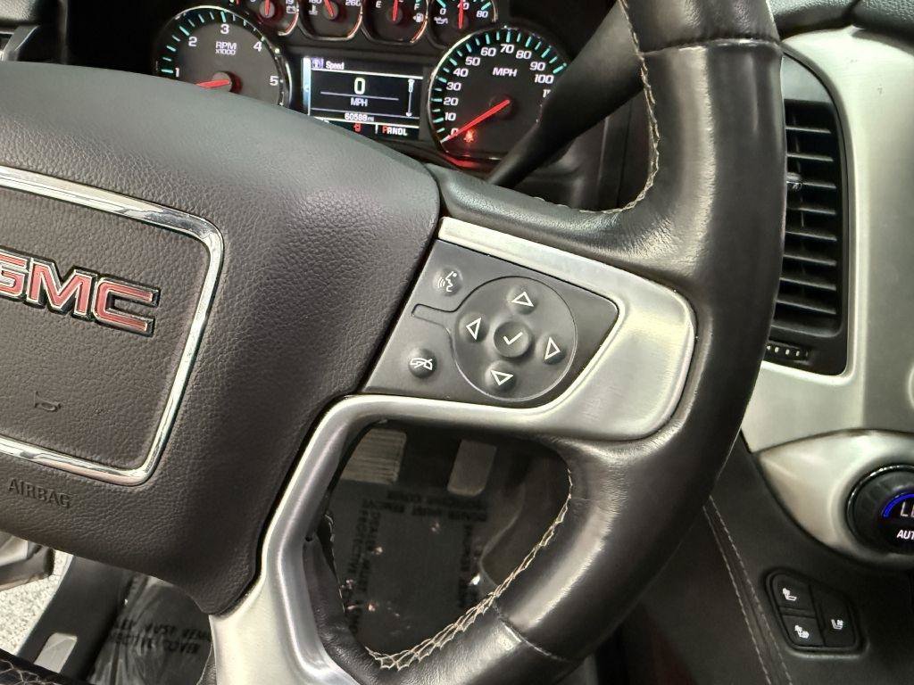 Used 2020 GMC Yukon XL SLT AWD/4WD image 29