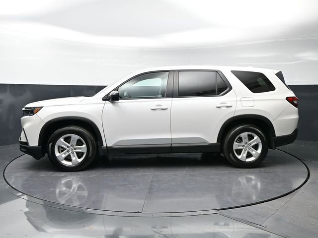Used 2023 Honda Pilot LX image 8