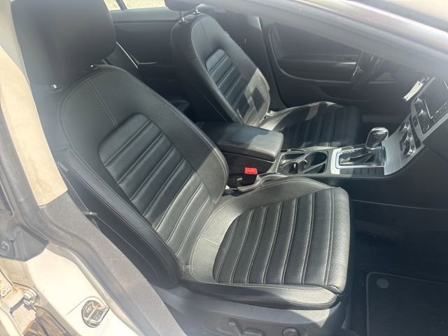 Used 2014 Volkswagen CC Sport image 25