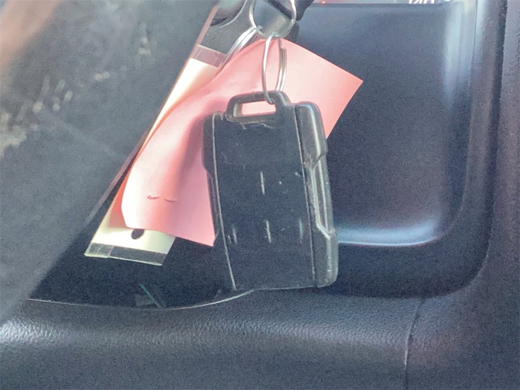 Used 2015 Chevrolet Silverado 2500 LT image 28