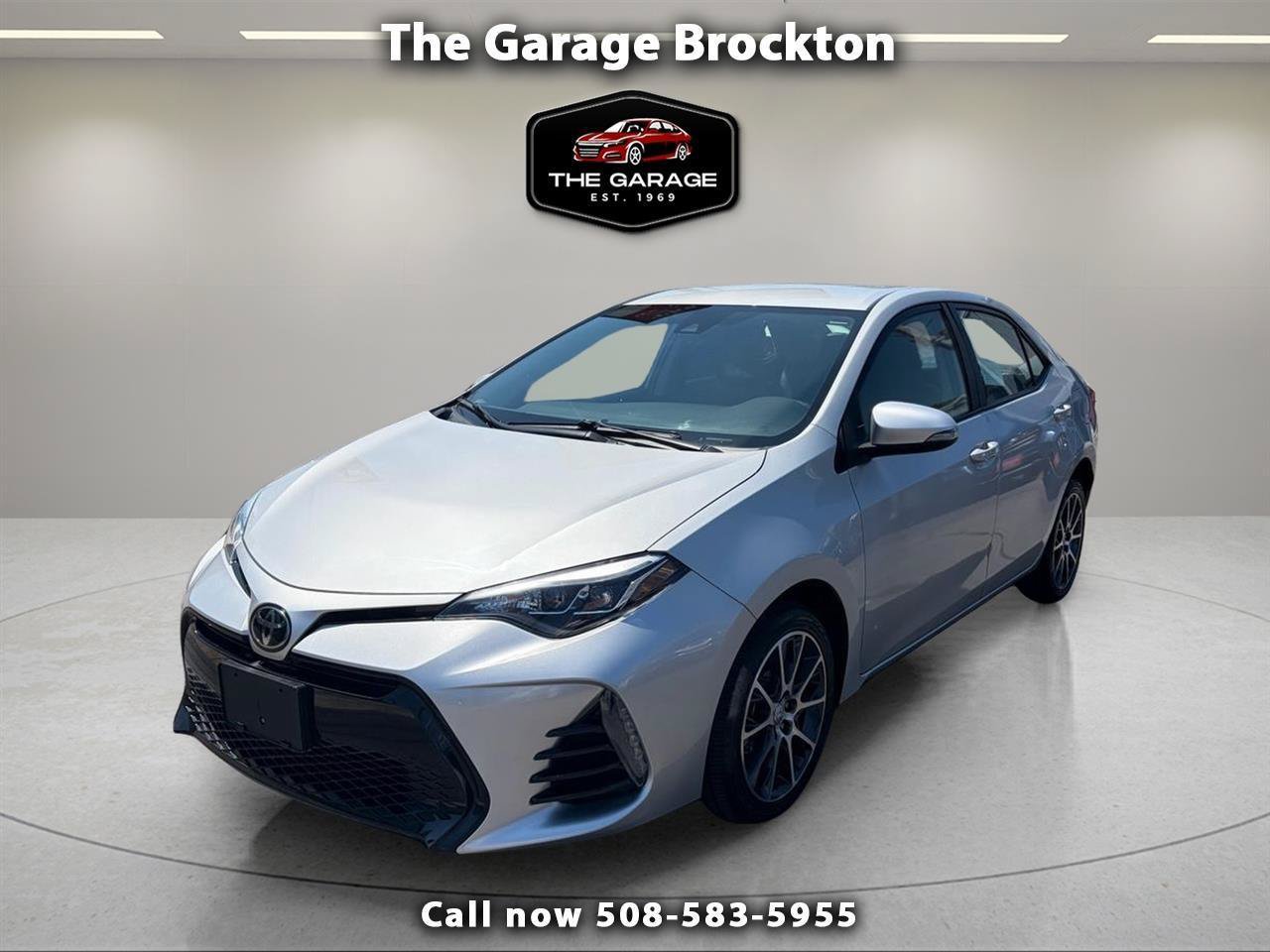 Used 2017 Toyota Corolla SE 50th Anniversary FWD image 1