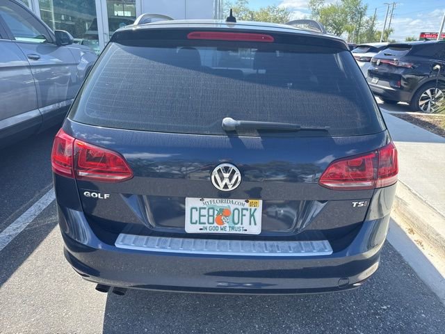 Used 2015 Volkswagen Golf S image 8