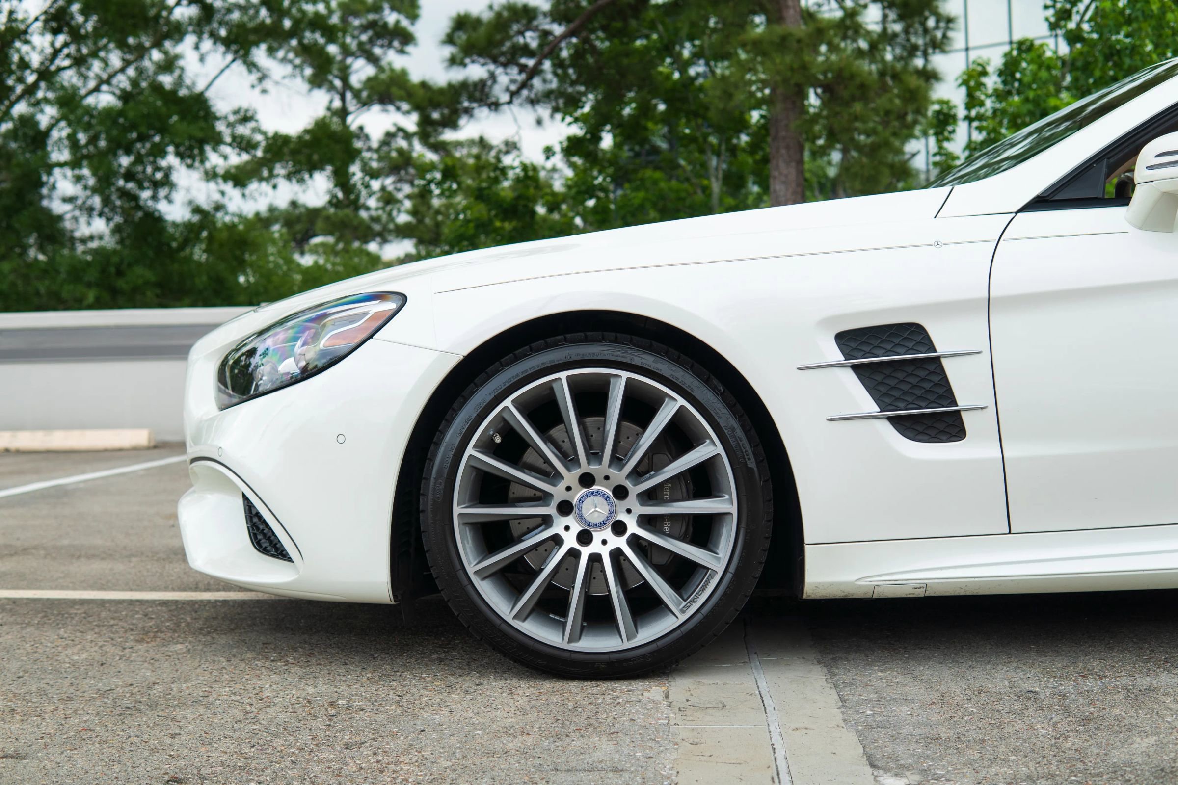 Used 2017 Mercedes-Benz SL 450 image 19