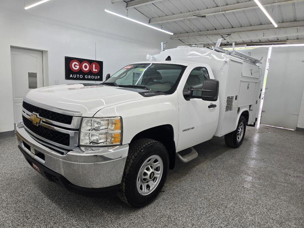 Used 2014 Chevrolet Silverado 3500 W/T image 4