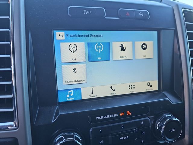 Used 2016 Ford F150 Lariat image 18