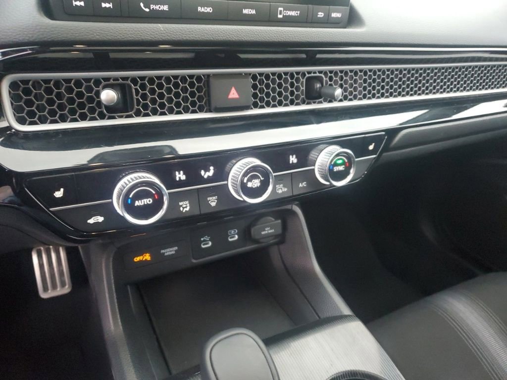 Certified 2025 Honda Civic Sport Touring image 22