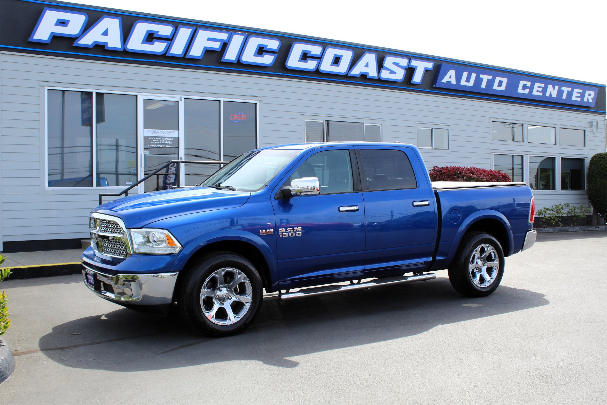 Used 2017 RAM 1500 Laramie w/ Convenience Group