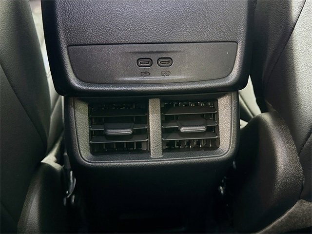 Used 2025 Chevrolet Equinox LT w/ Convenience Package II image 25