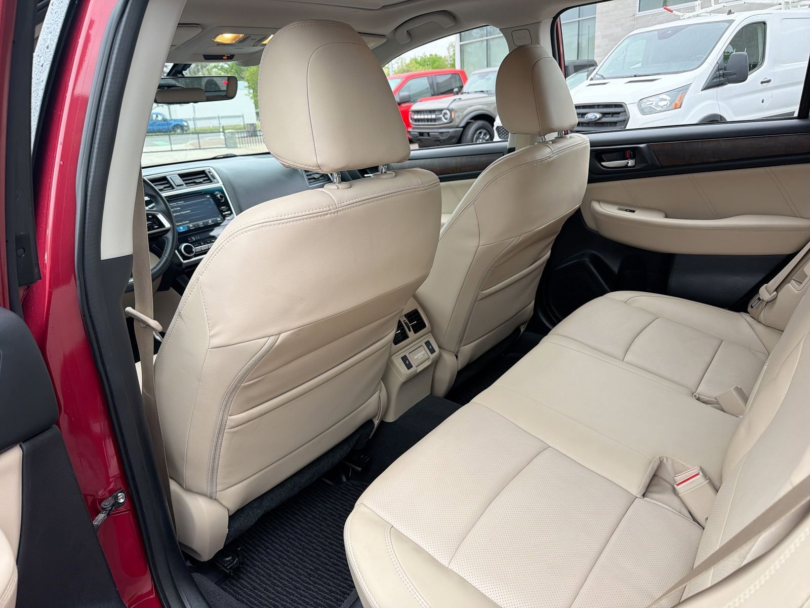 Used 2018 Subaru Outback 2.5i Limited AWD/4WD image 23