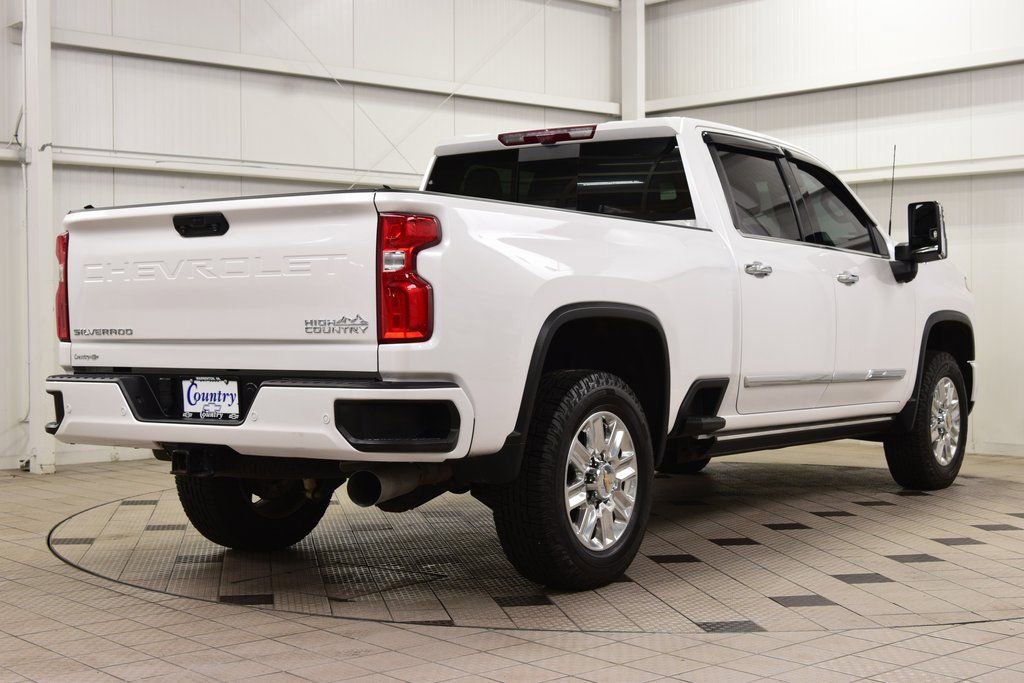 Used 2024 Chevrolet Silverado 2500 High Country w/ High Country Premium Package image 8