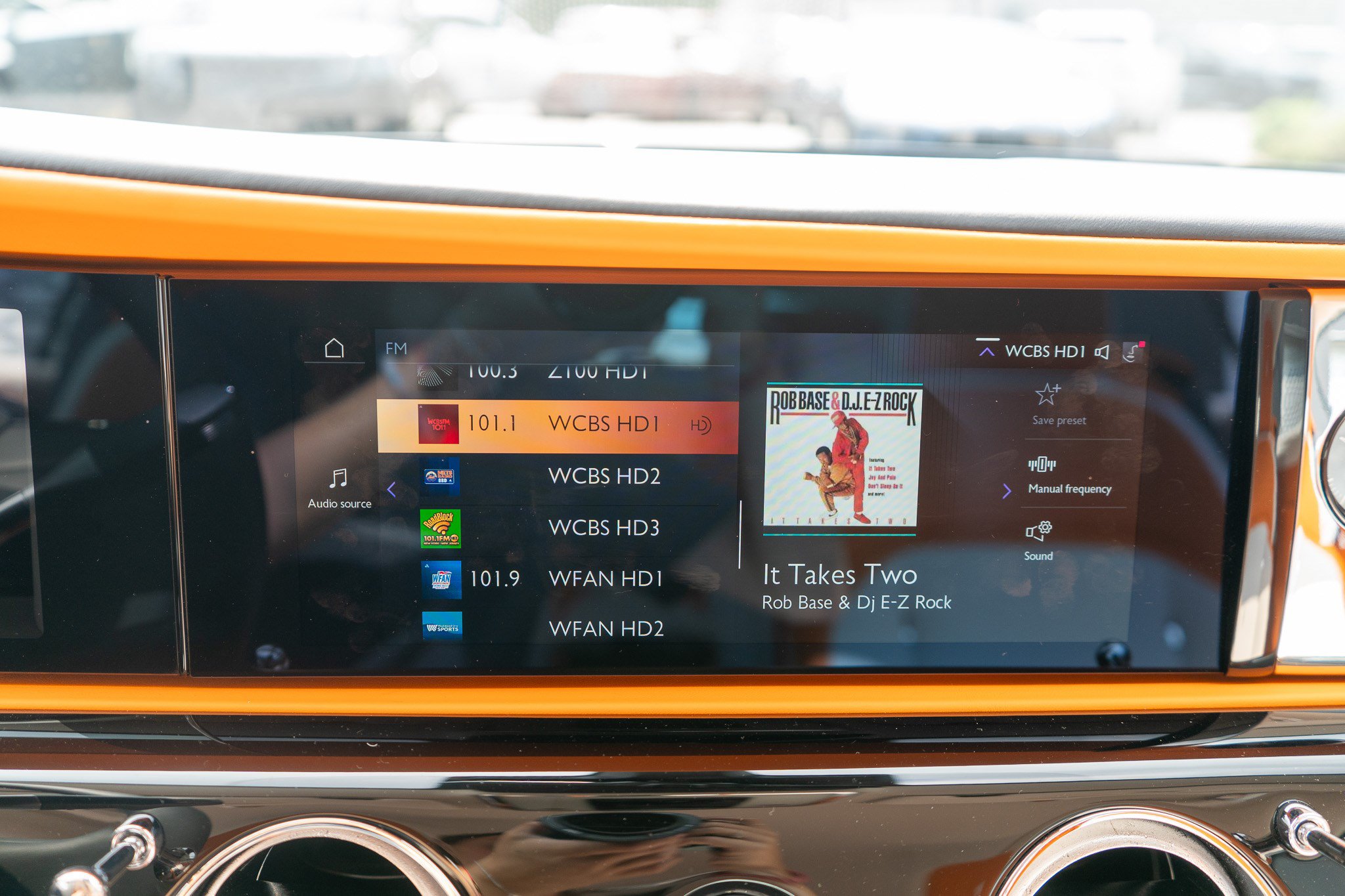 Certified 2024 Rolls-Royce Spectre w/ Spectre Launch Package AWD/4WD image 24