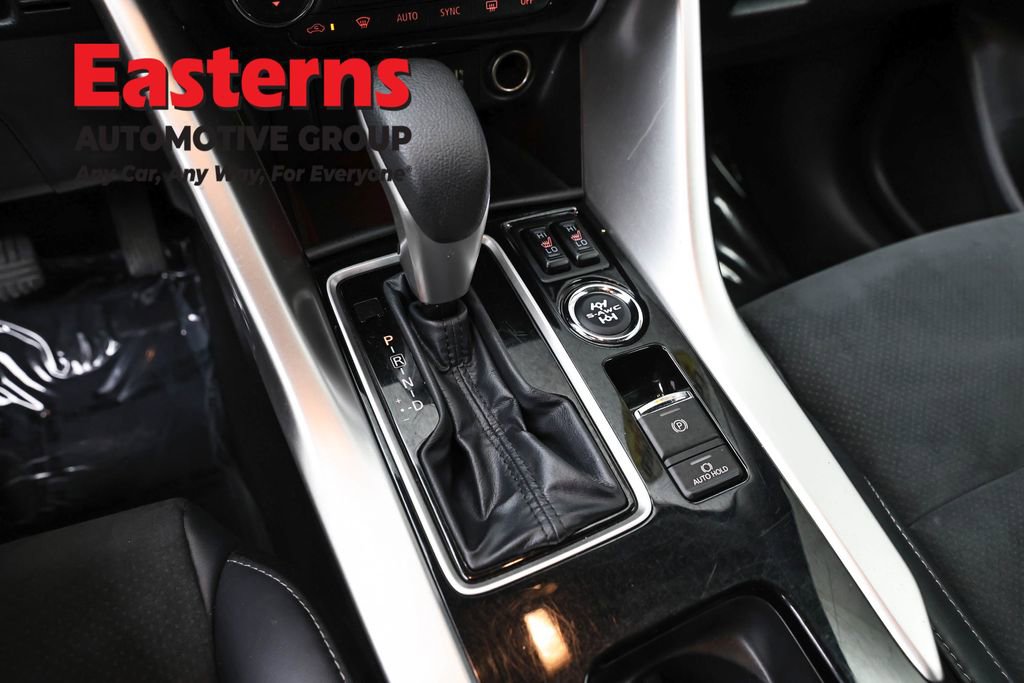 Used 2024 Mitsubishi Eclipse Cross SEL AWD/4WD image 13