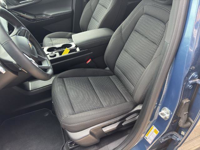 Used 2026 Chevrolet Equinox LT FWD image 9