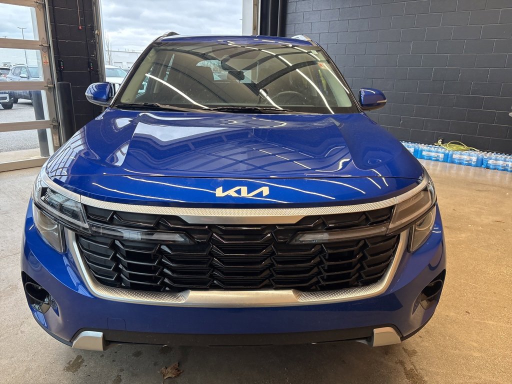 Certified 2024 Kia Seltos S image 4