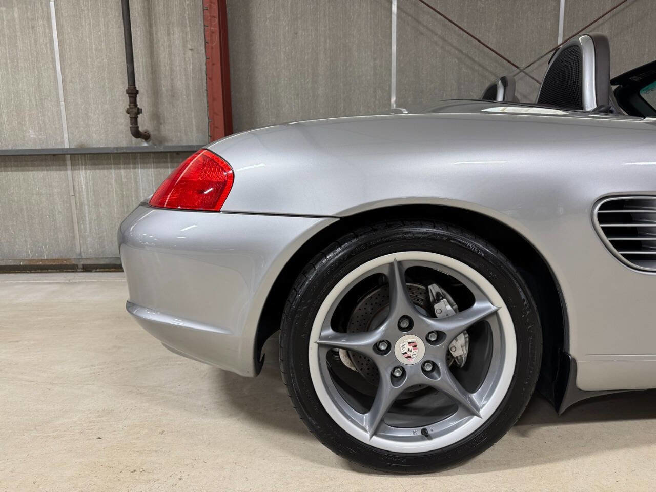 Used 2004 Porsche Boxster S image 37