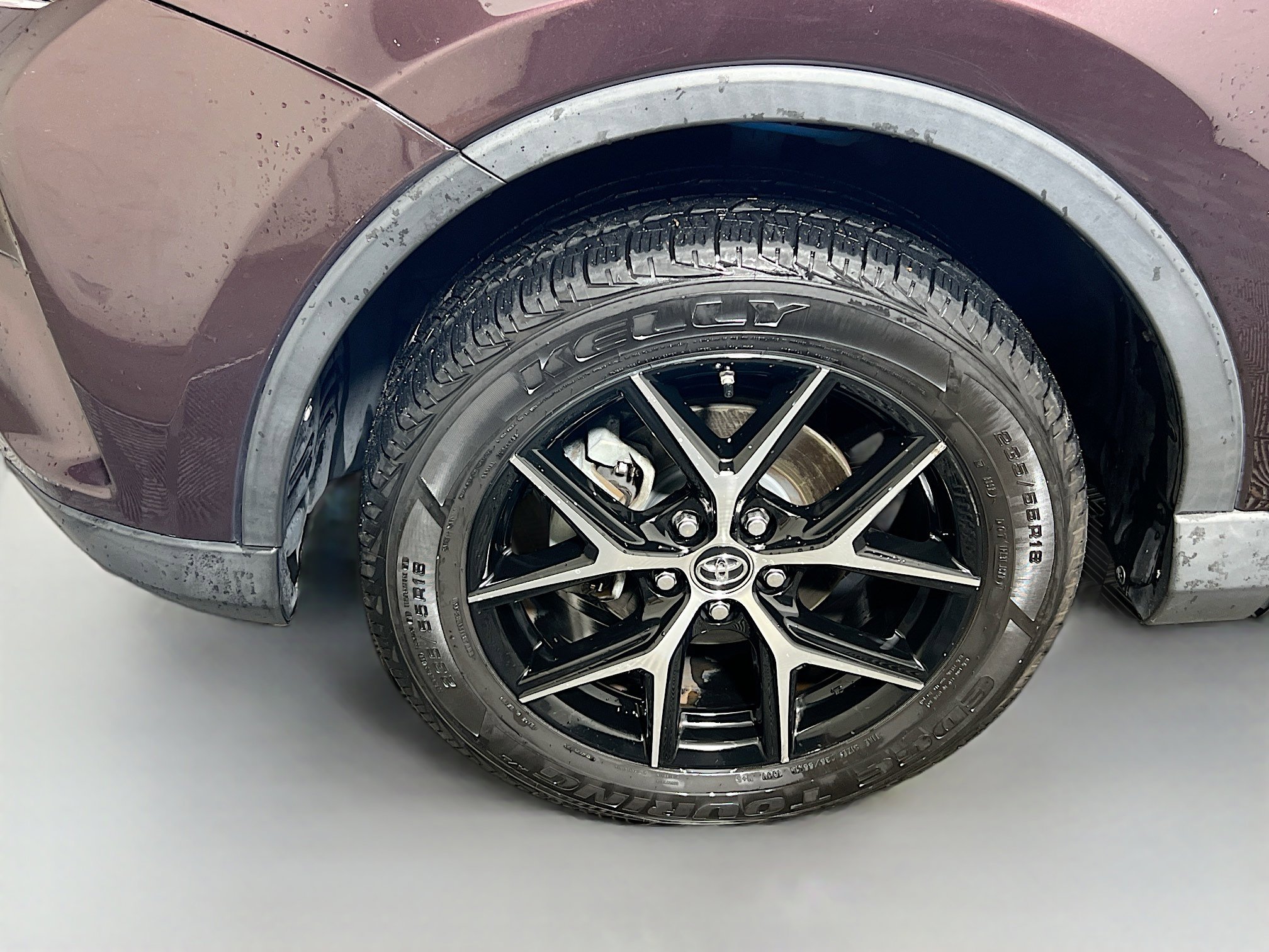 Used 2018 Toyota RAV4 SE w/ Power Extra Value Package FWD image 13