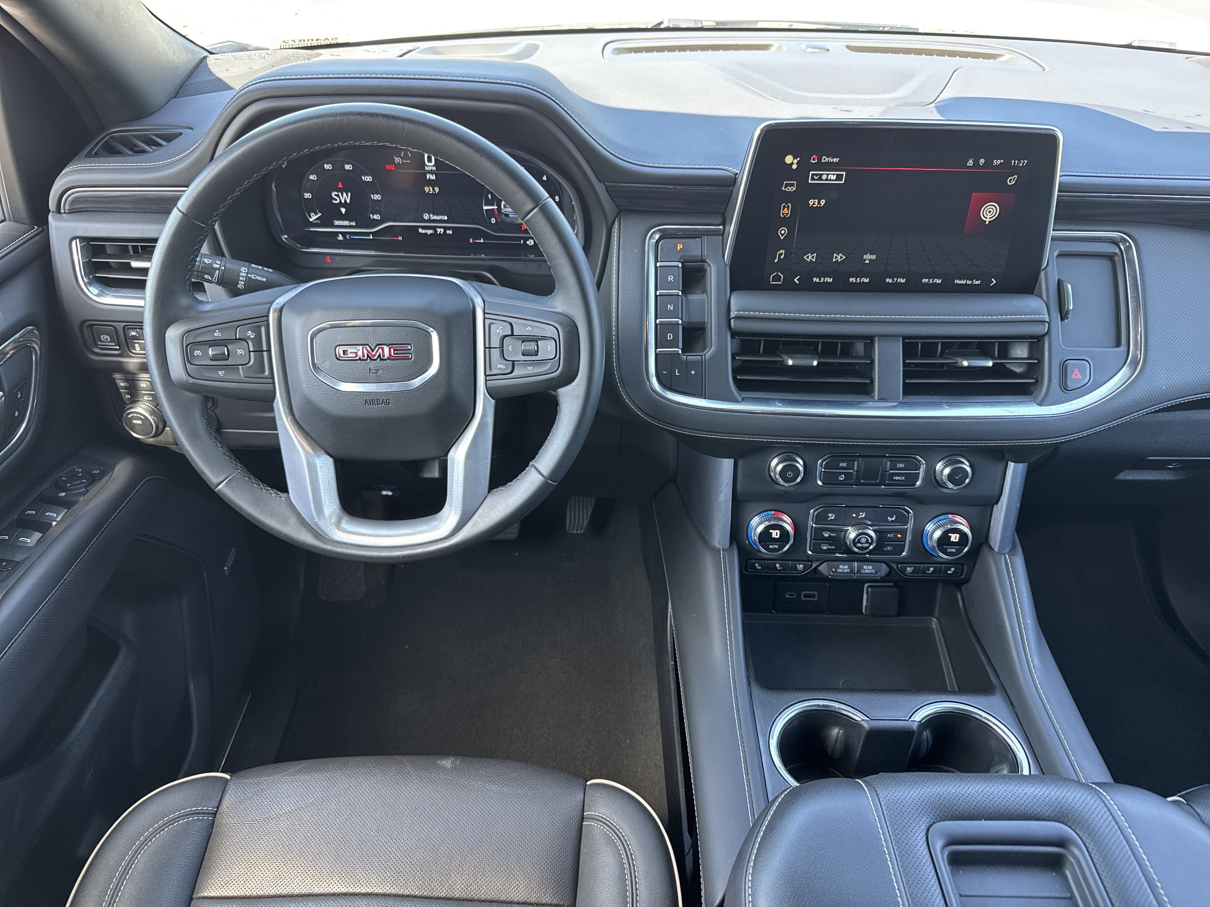 Used 2023 GMC Yukon SLT image 17