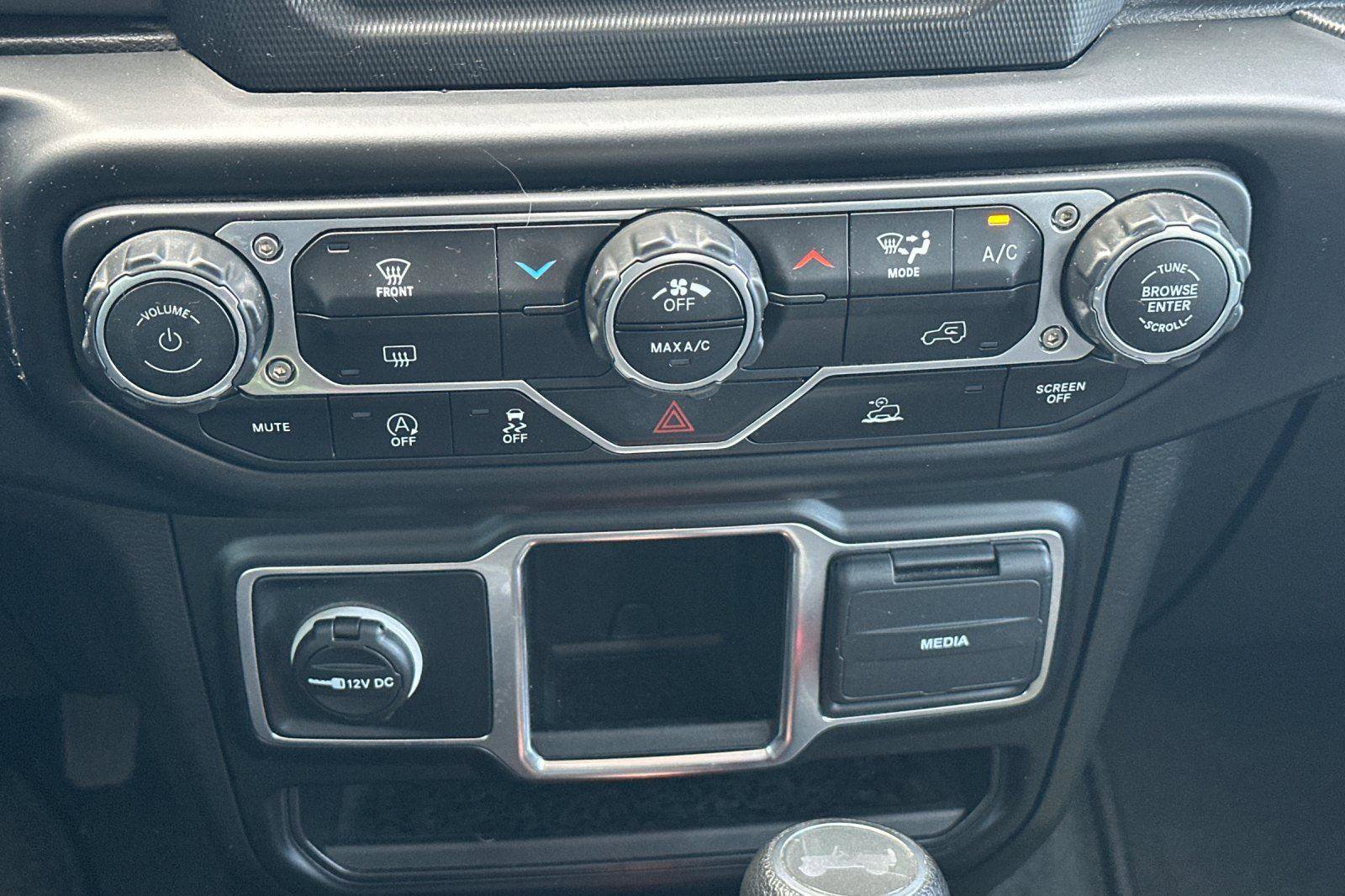 Used 2022 Jeep Wrangler Unlimited Sport image 22