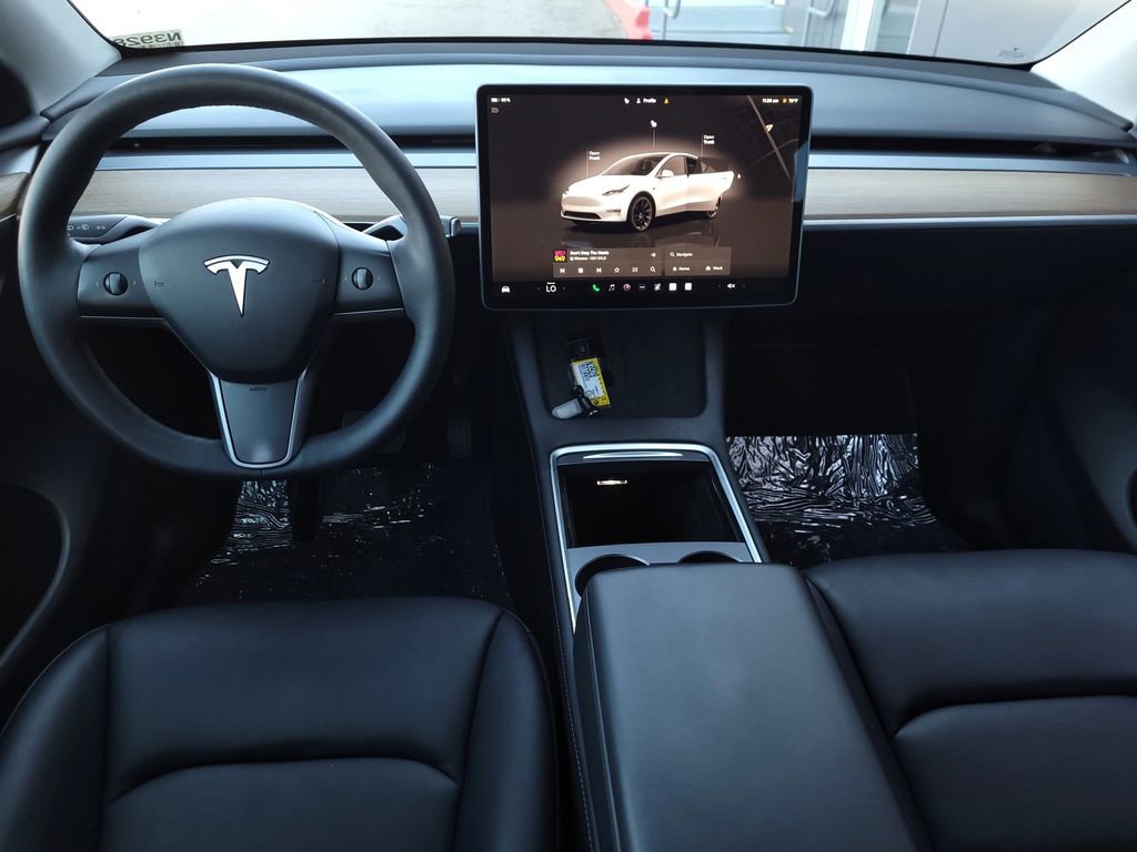 Used 2023 Tesla Model Y Long Range image 13