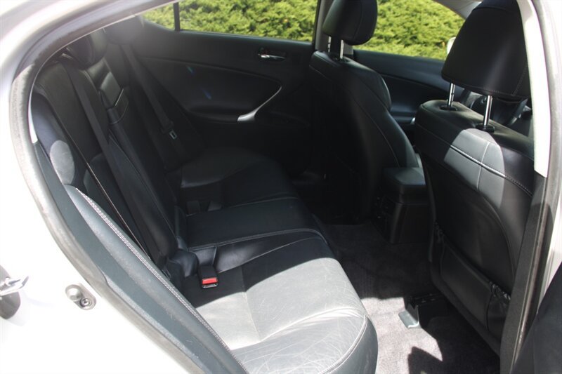 Used 2012 Lexus IS 250 AWD w/ Premium Pkg Value Edition image 6