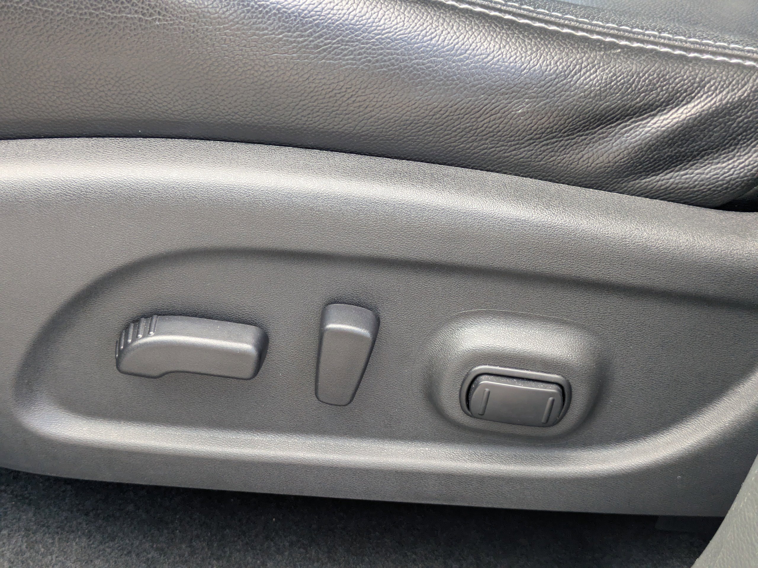 Used 2017 Nissan Murano SV image 21