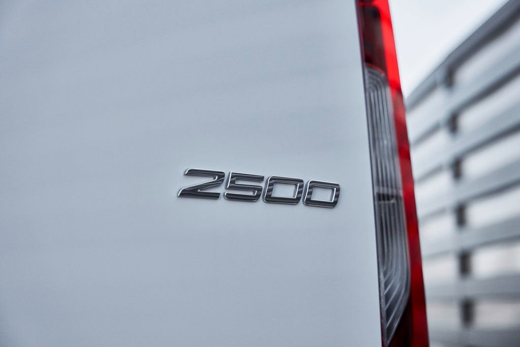 Used 2019 Mercedes-Benz Sprinter 144 image 14